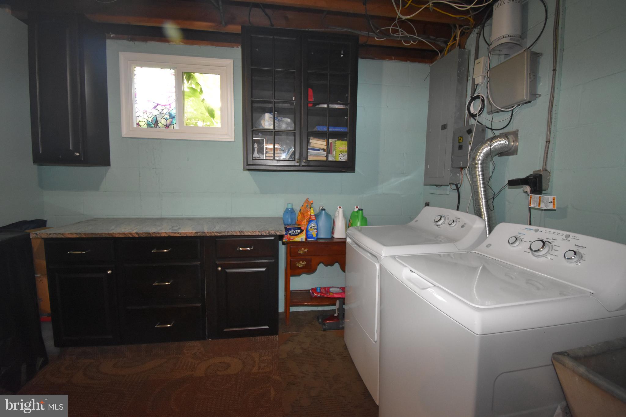 FAIRLAWN - Residential