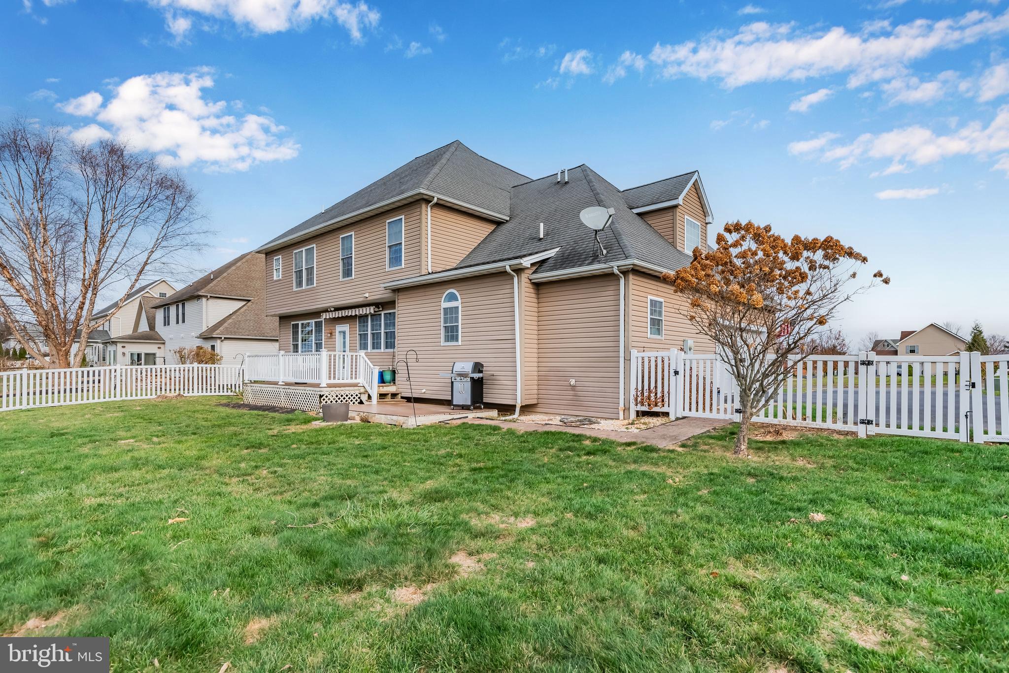 INDIAN HILLS - Residential