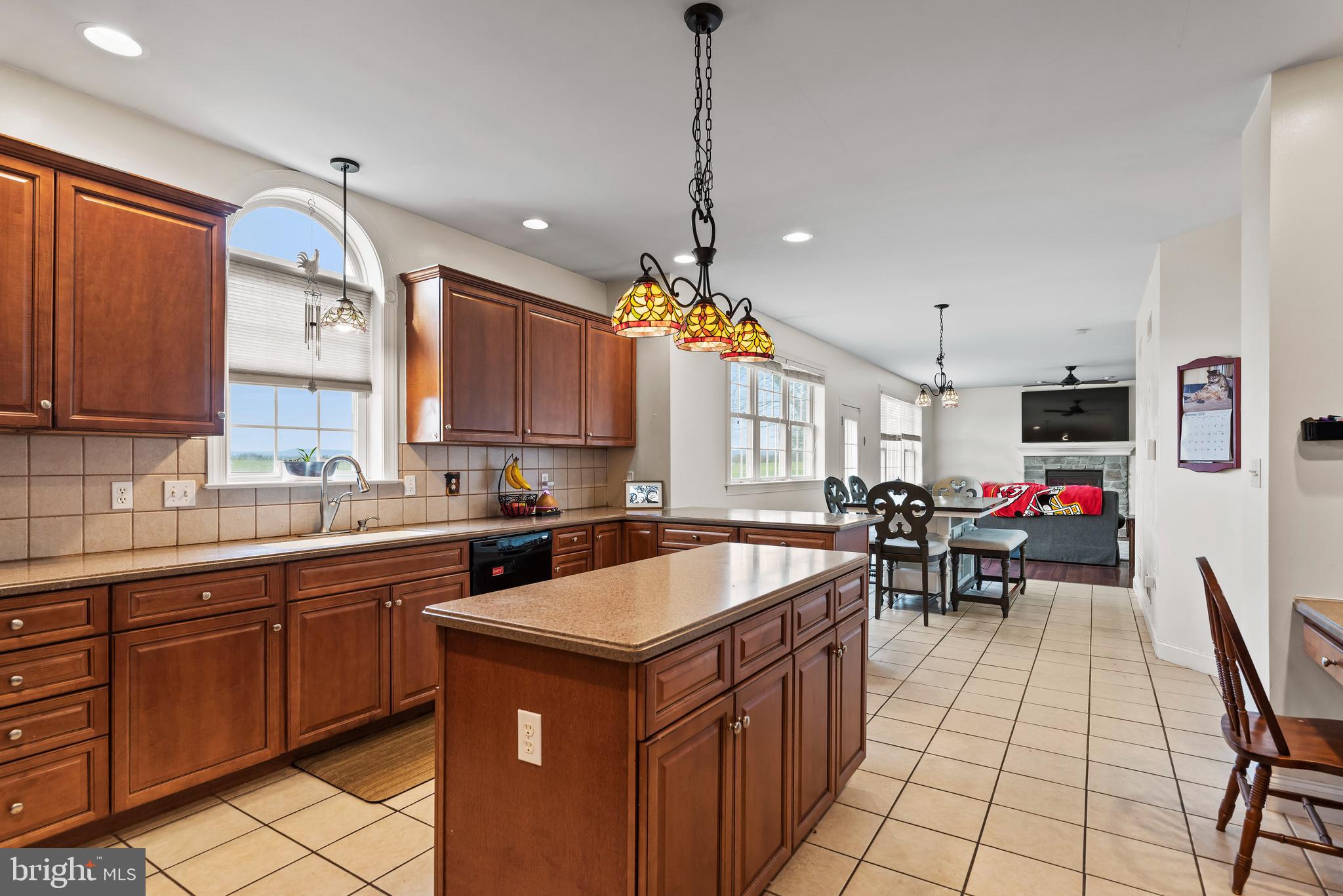 INDIAN HILLS - Residential