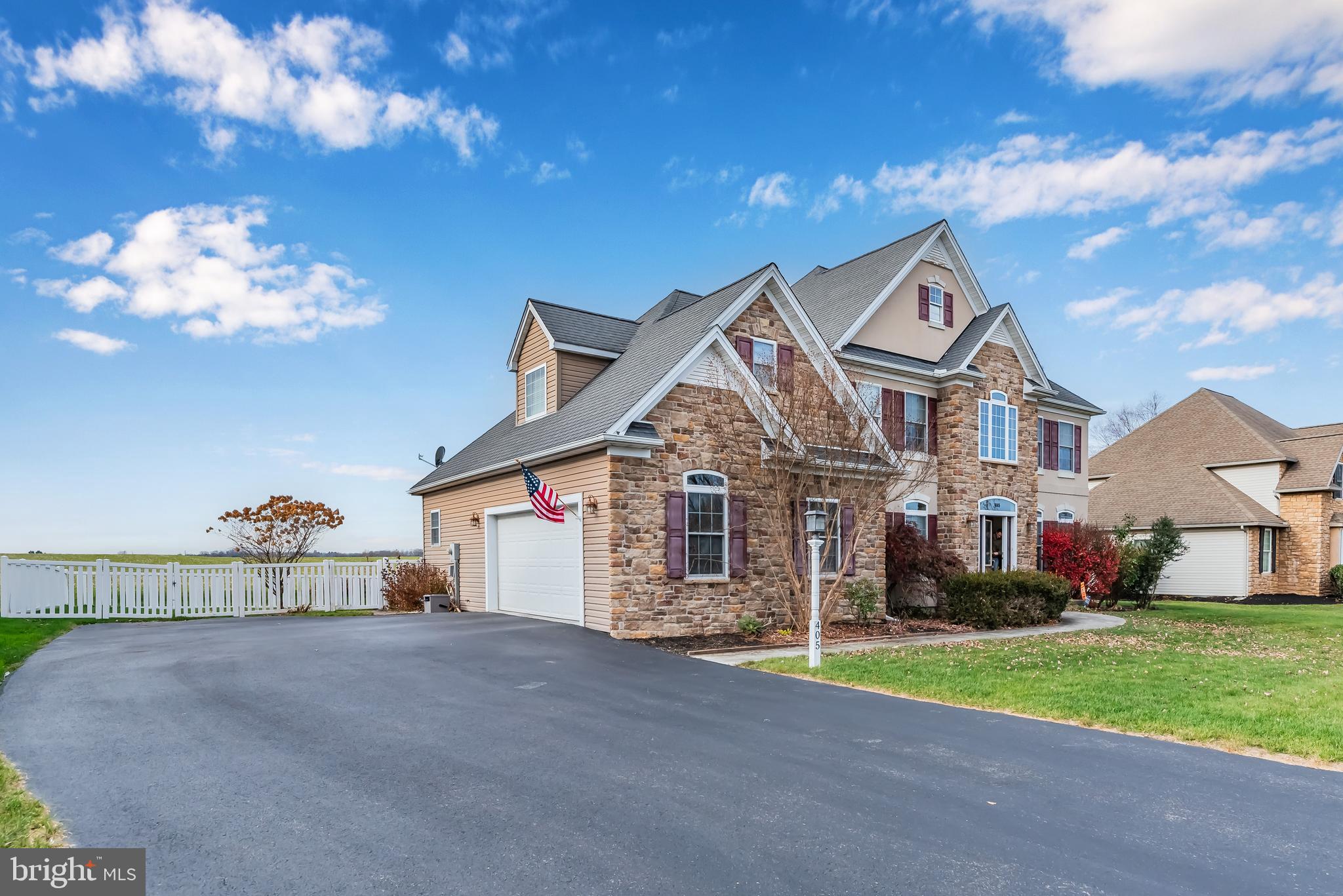 INDIAN HILLS - Residential