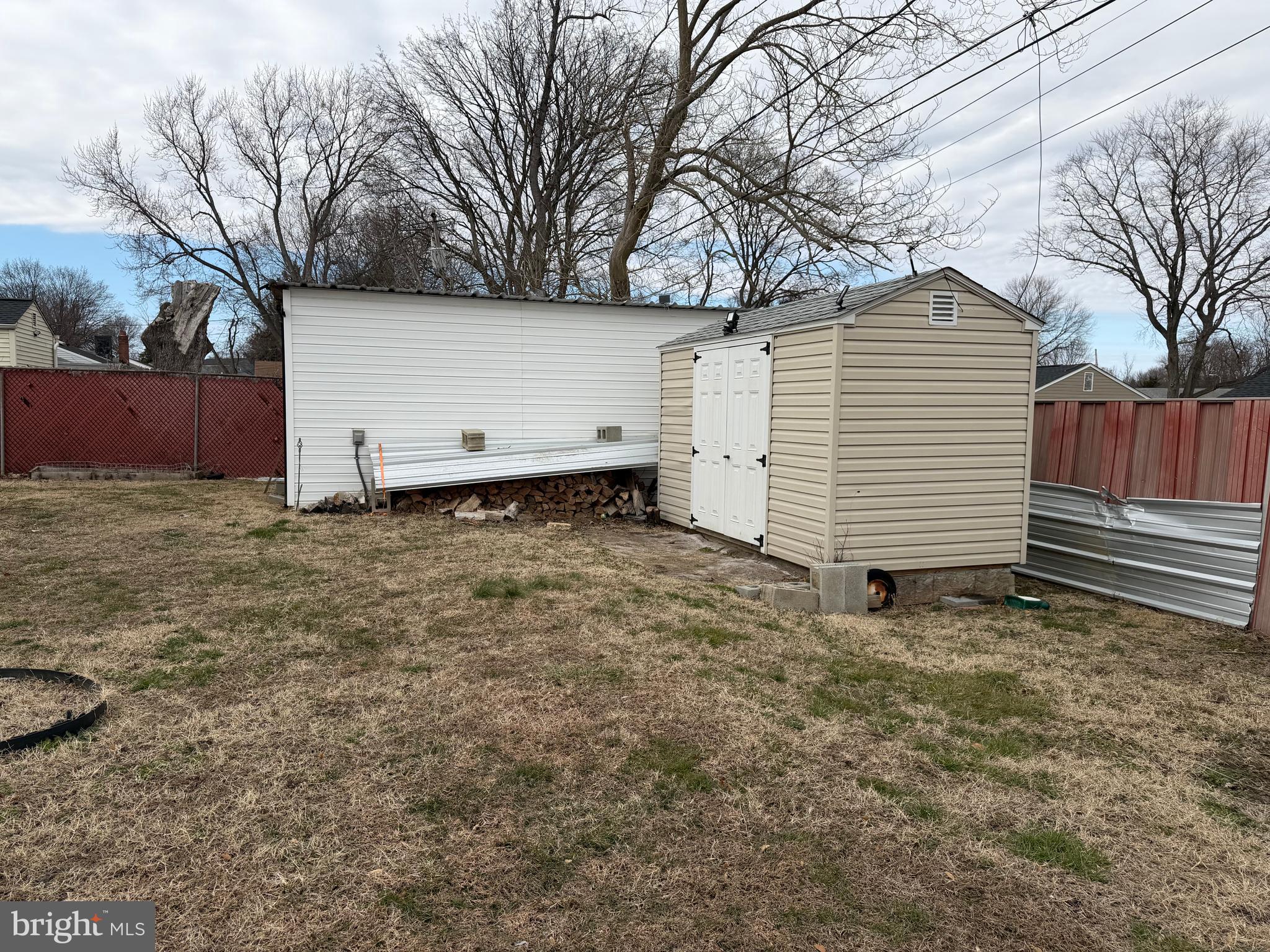 CASTLE HILLS - Residential