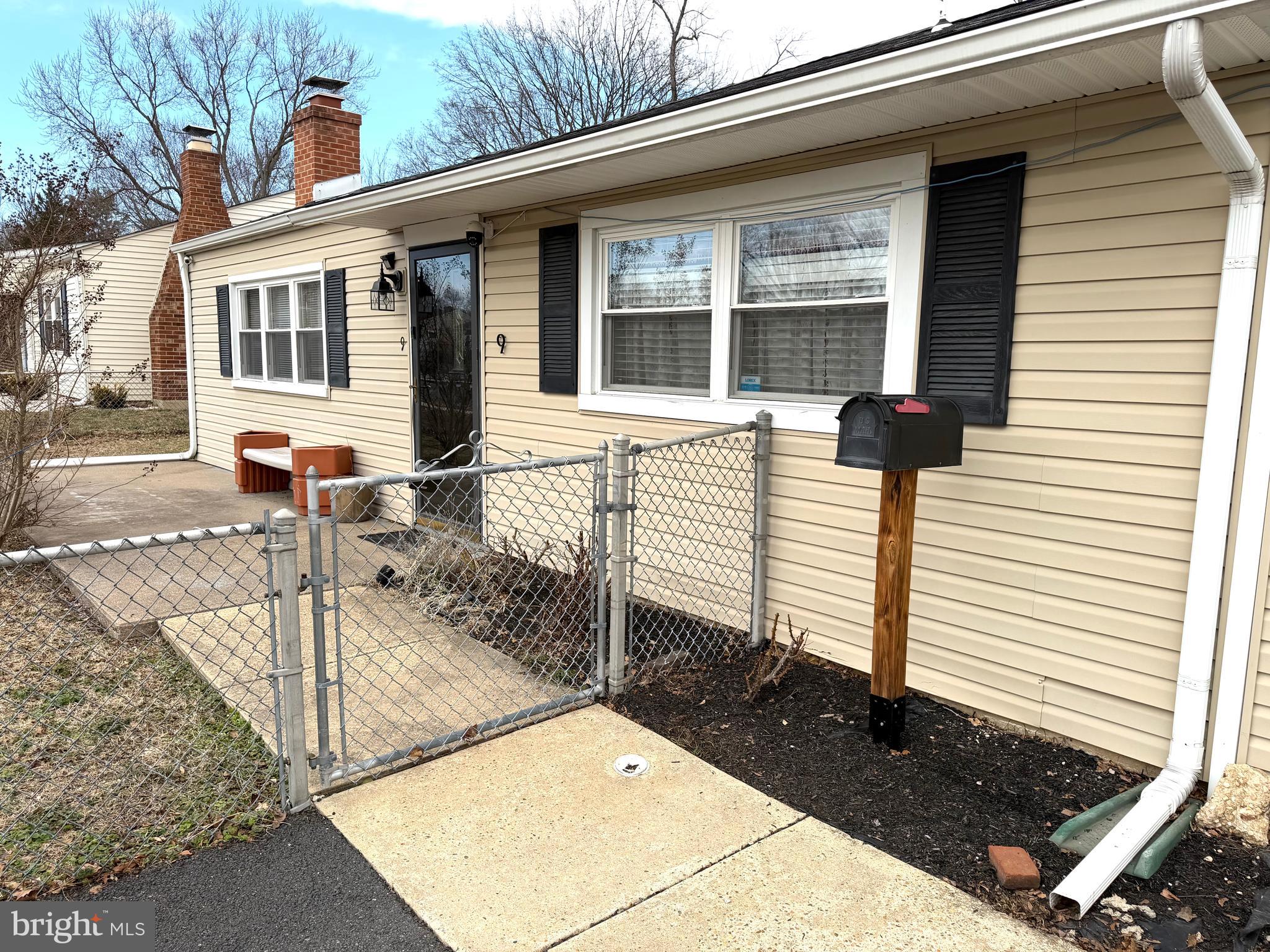 CASTLE HILLS - Residential