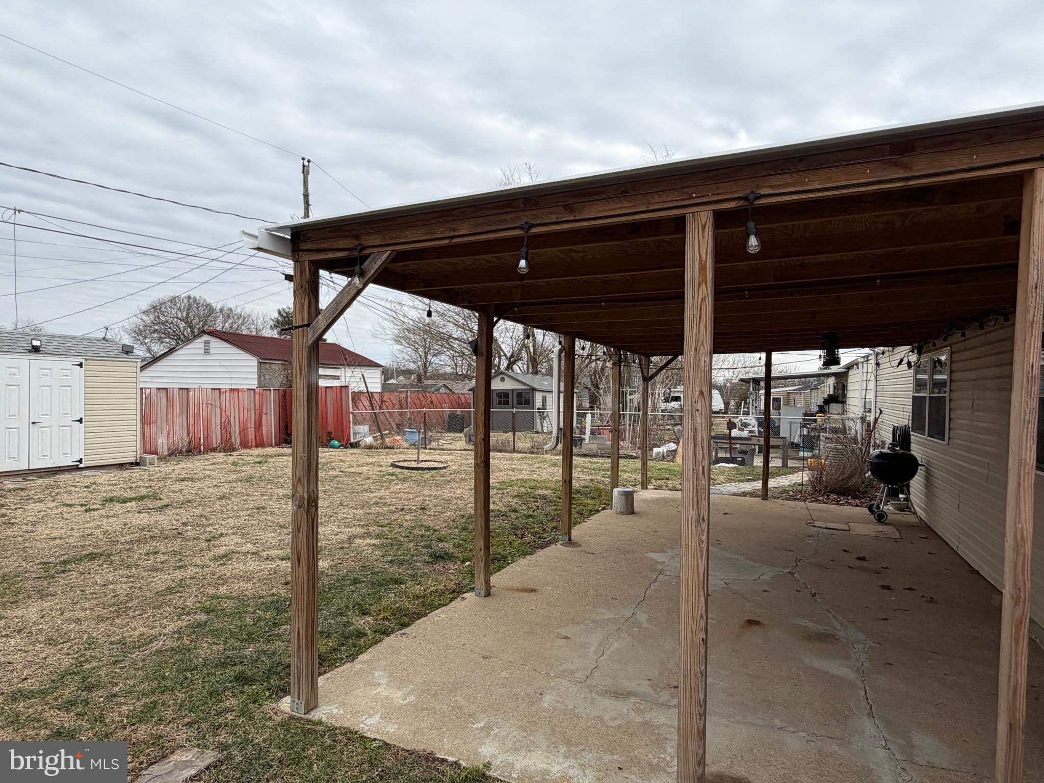 CASTLE HILLS - Residential