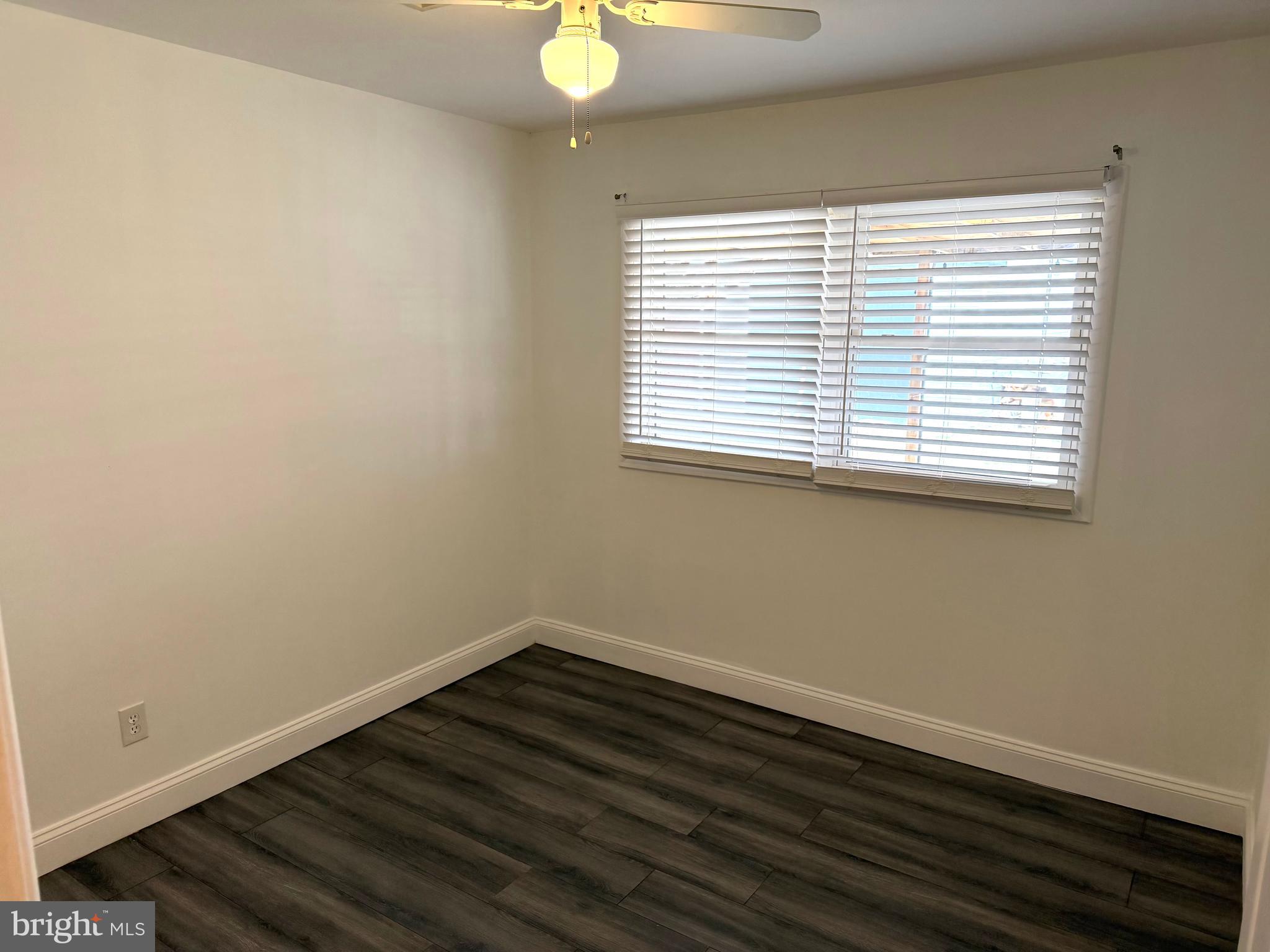 CASTLE HILLS - Residential