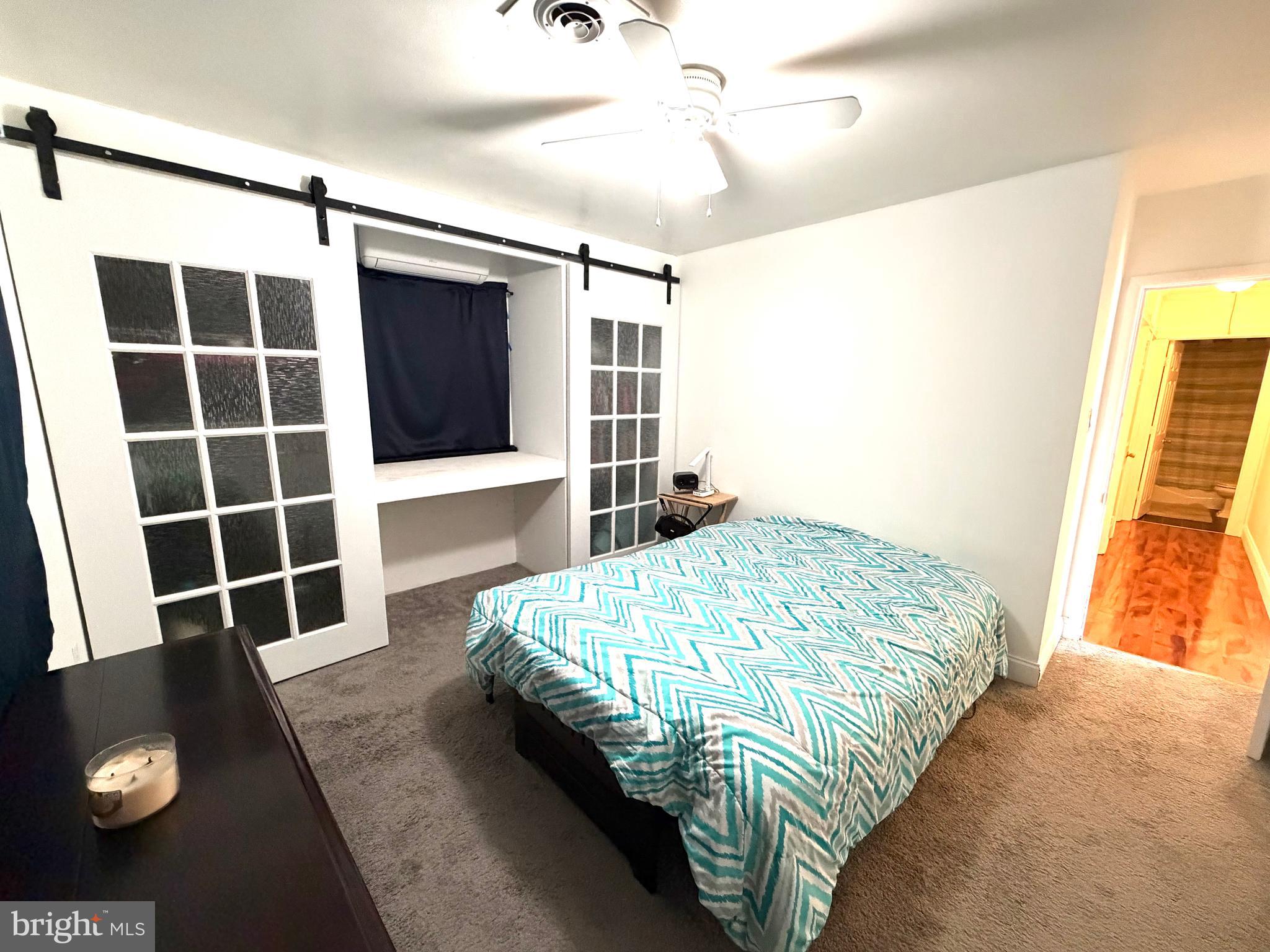 CASTLE HILLS - Residential