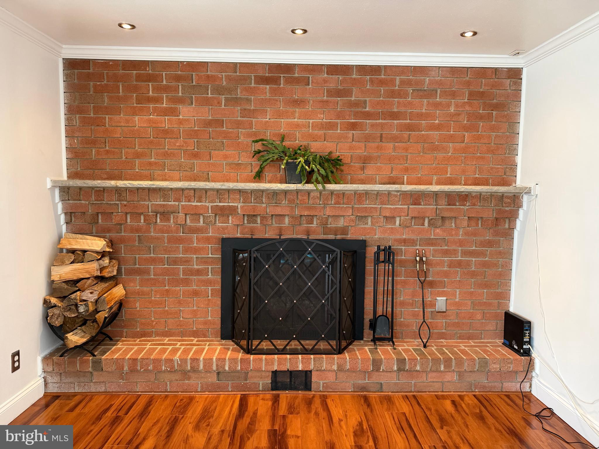 CASTLE HILLS - Residential