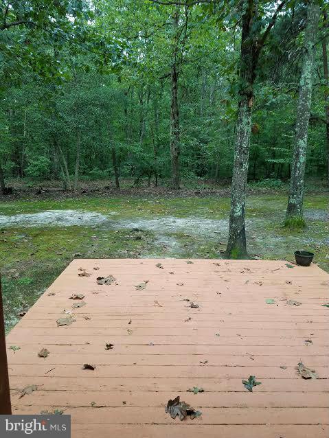 LAKE LAND - Residential Lease