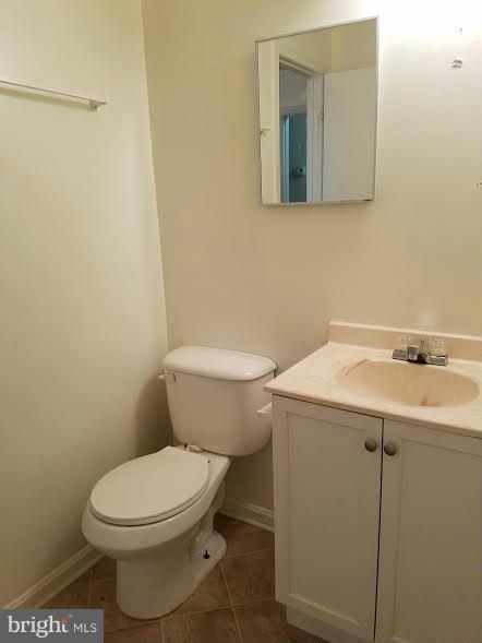 LAKE LAND - Residential Lease