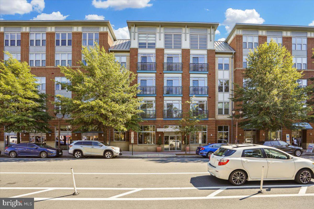 1800 WILSON BOULEVARD 227