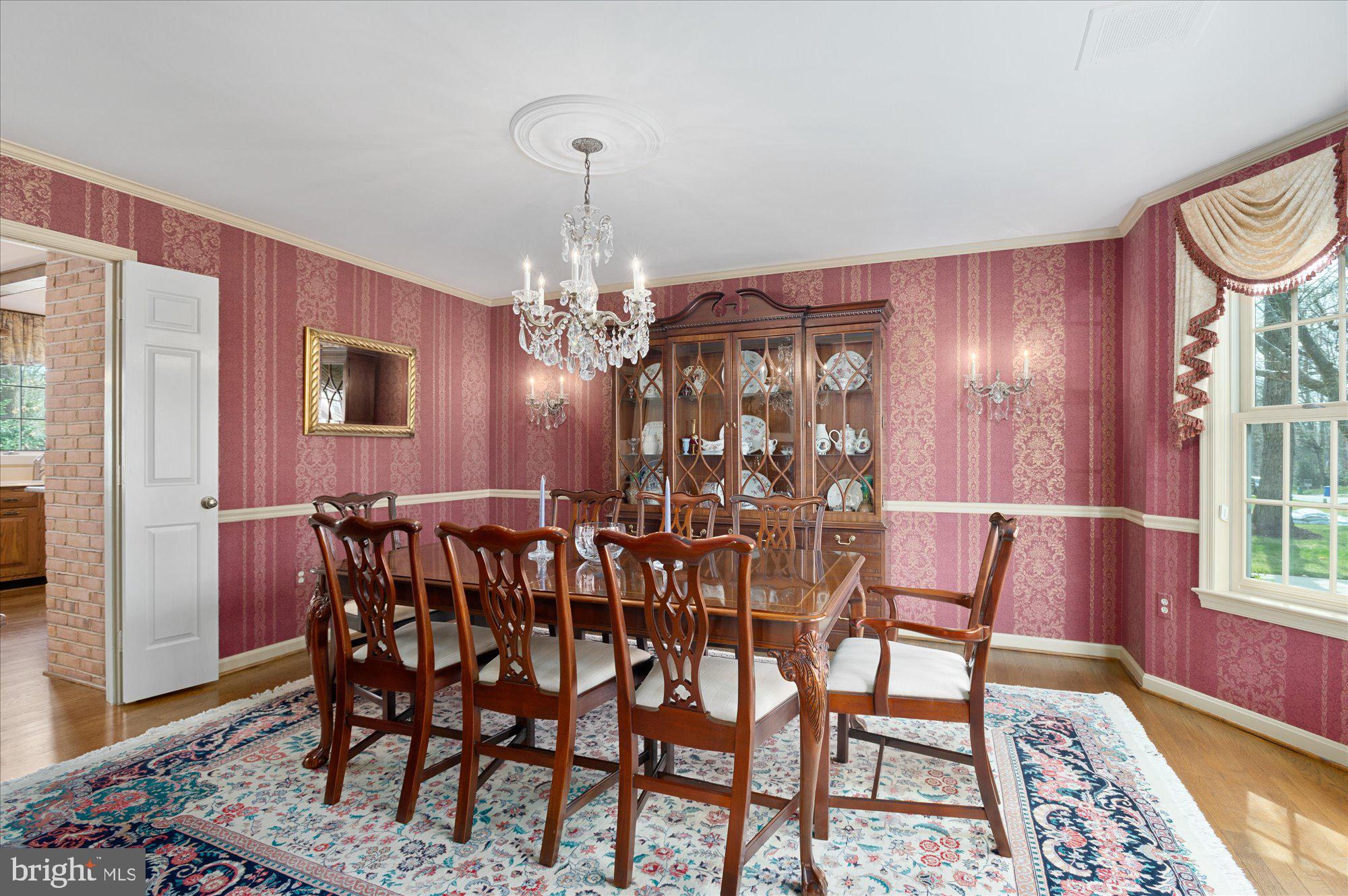 RIVER FALLS - Residential