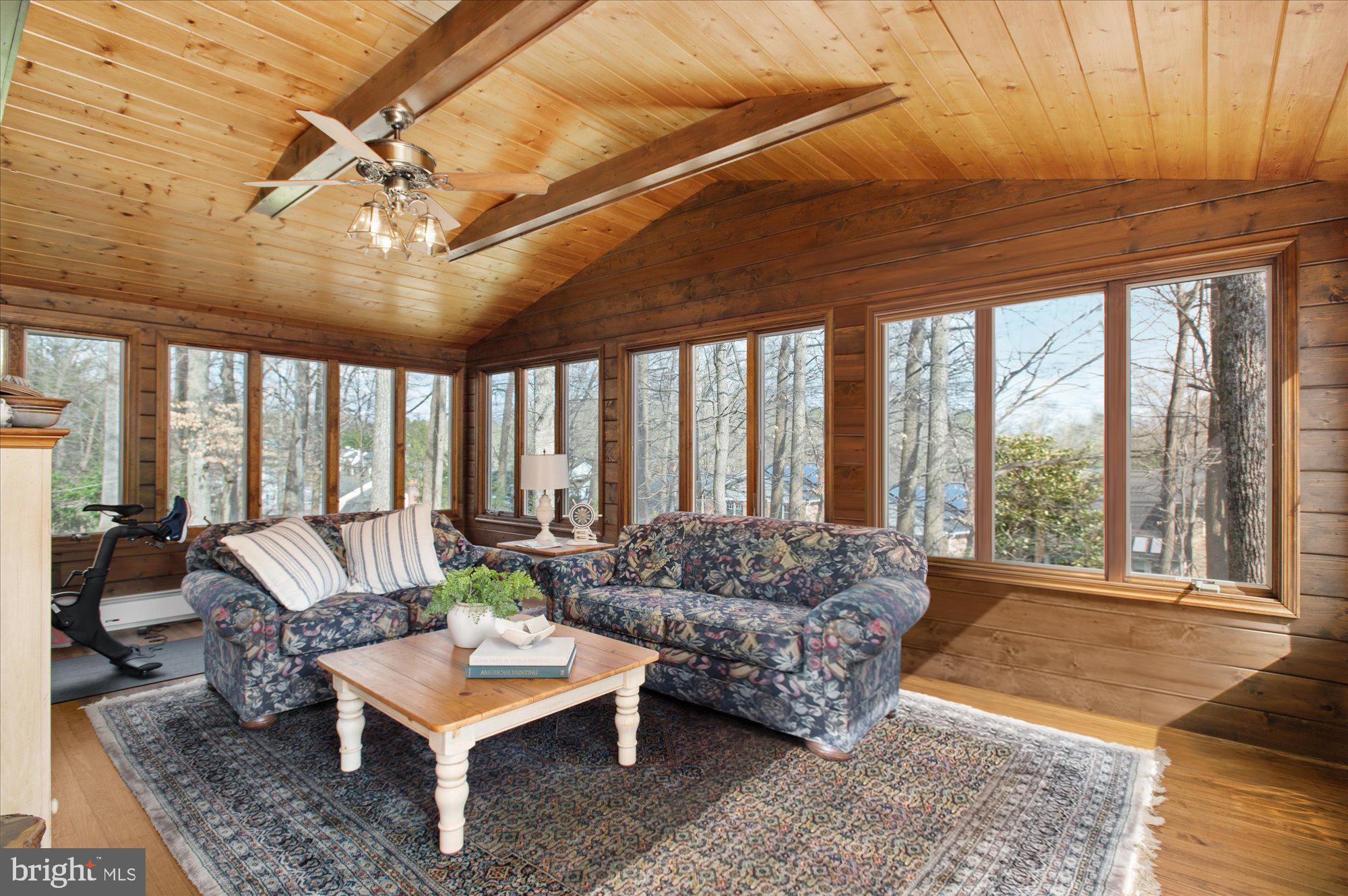 RIVER FALLS - Residential