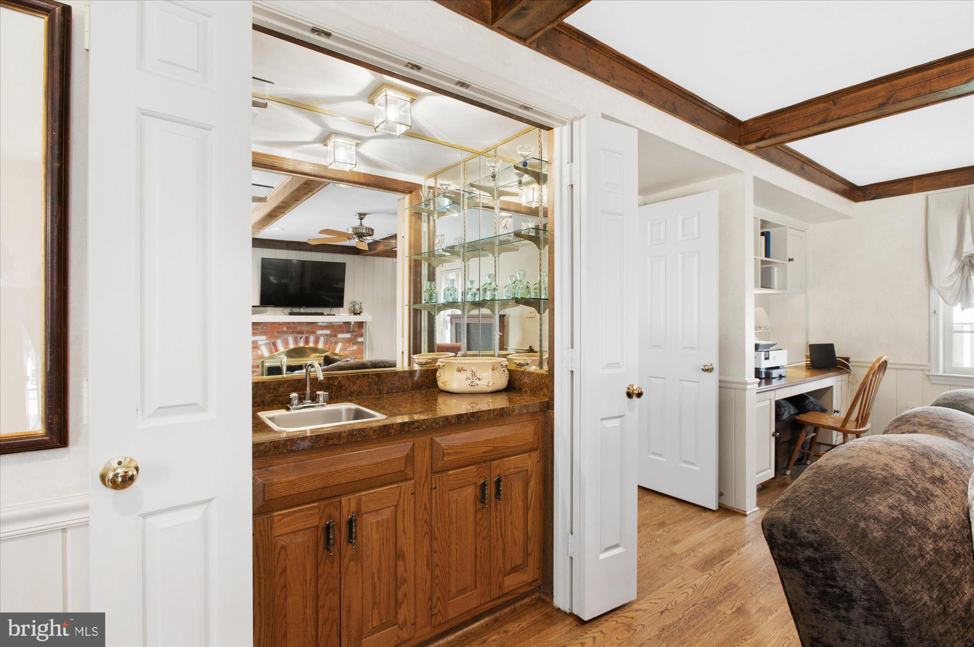 RIVER FALLS - Residential