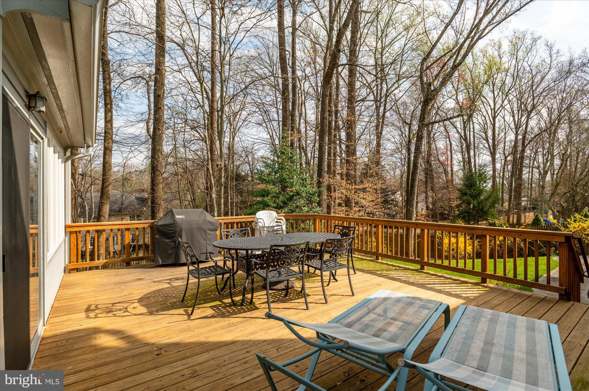 RIVER FALLS - Residential