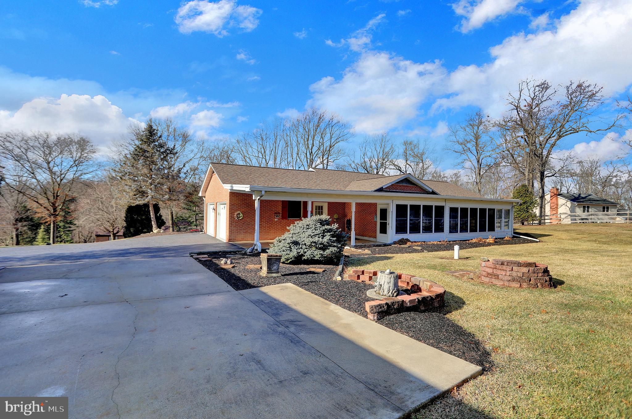 SCOTTS RIDGE - Residential