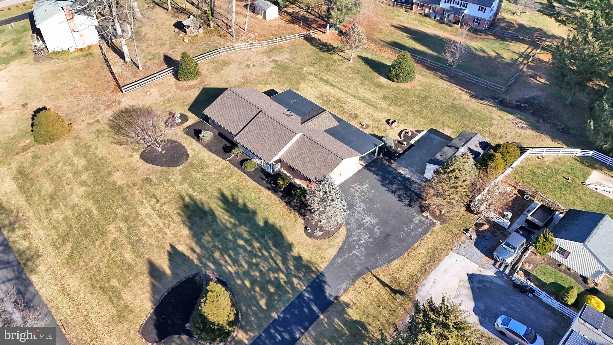 SCOTTS RIDGE - Residential