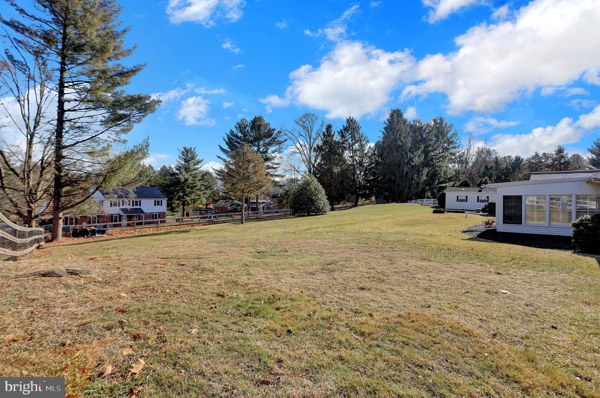 SCOTTS RIDGE - Residential