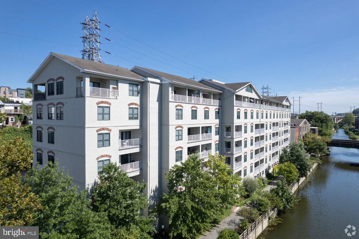 MANAYUNK - Residential Lease