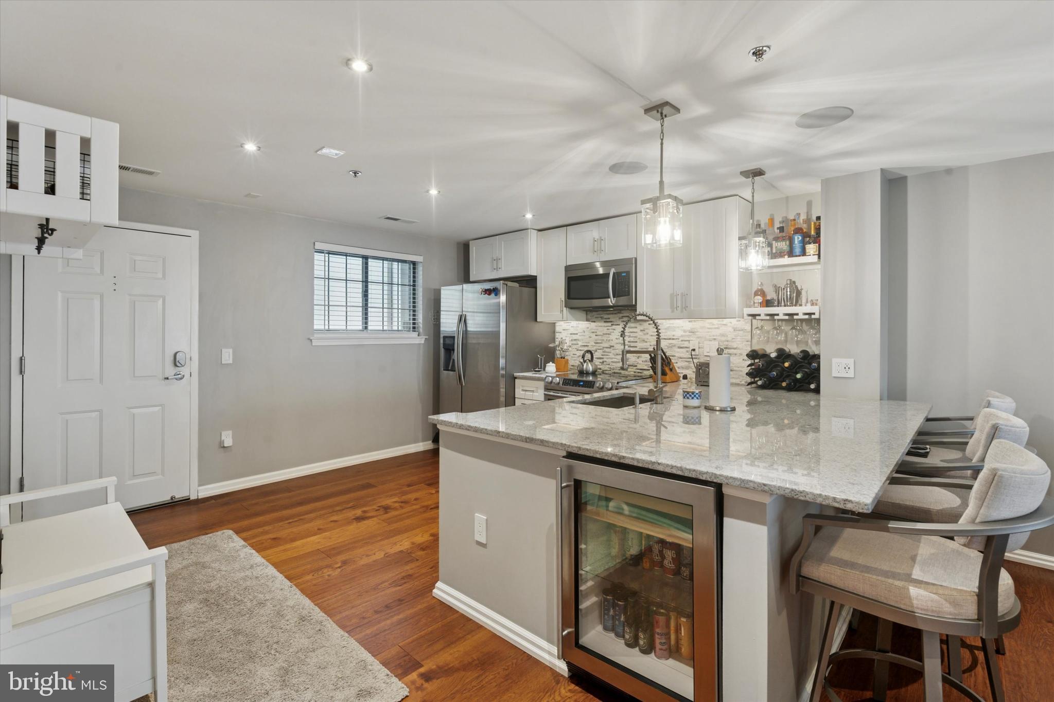 MANAYUNK - Residential Lease