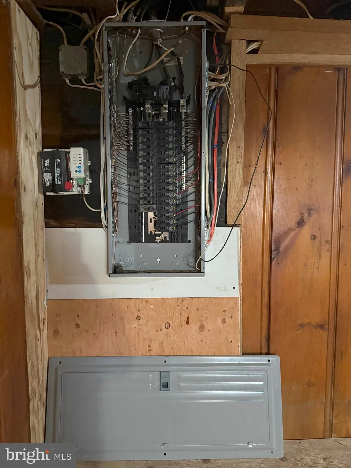 Woodbury, New Jersey 08096, United States, 6 Bedrooms Bedrooms, ,3 BathroomsBathrooms,Residential,Active,166781