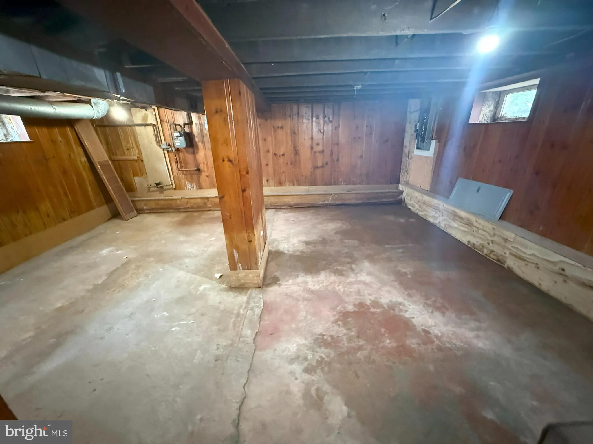 Woodbury, New Jersey 08096, United States, 6 Bedrooms Bedrooms, ,3 BathroomsBathrooms,Residential,Active,166781