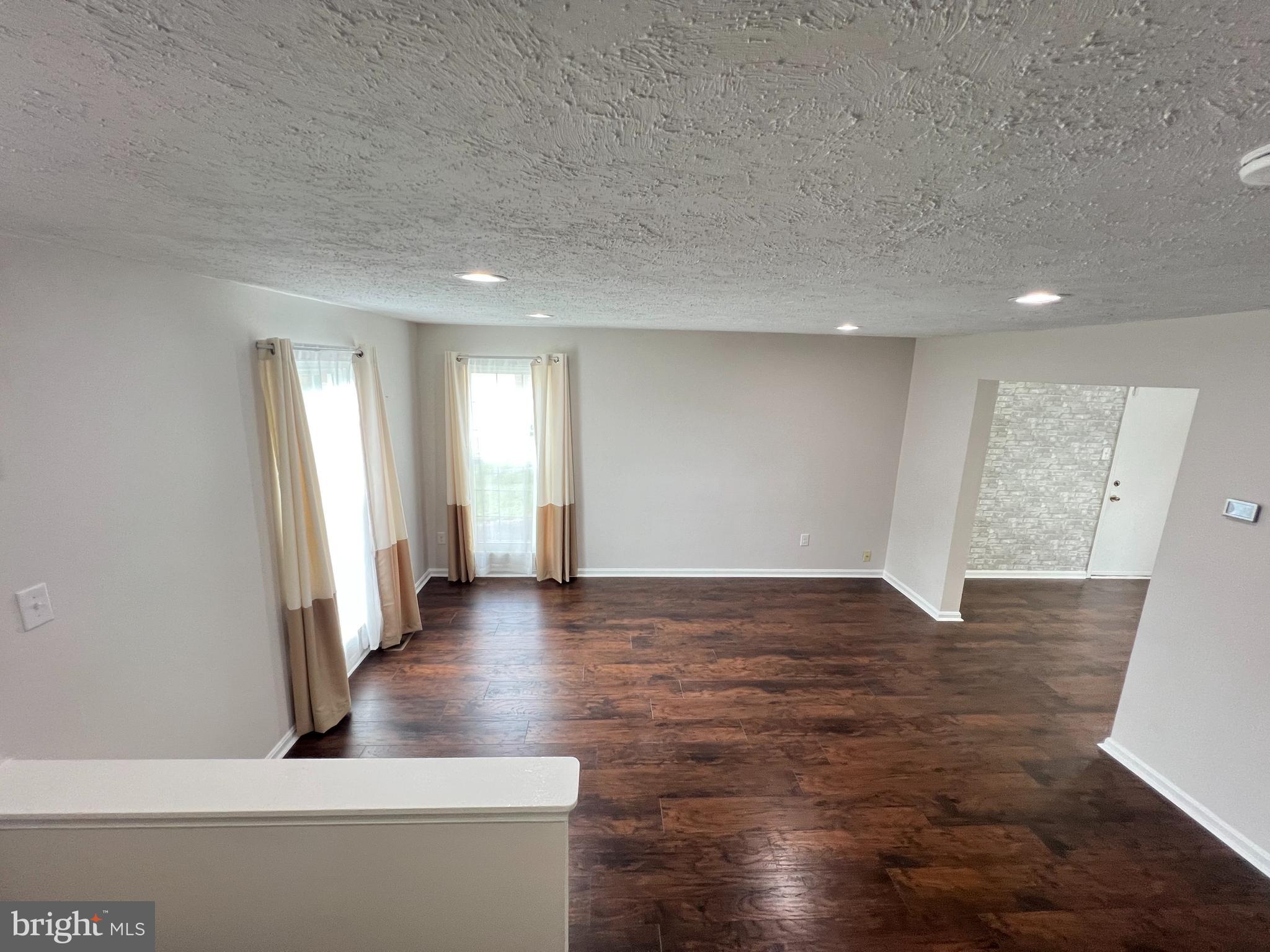 PHEASANT RUN - Residential Lease