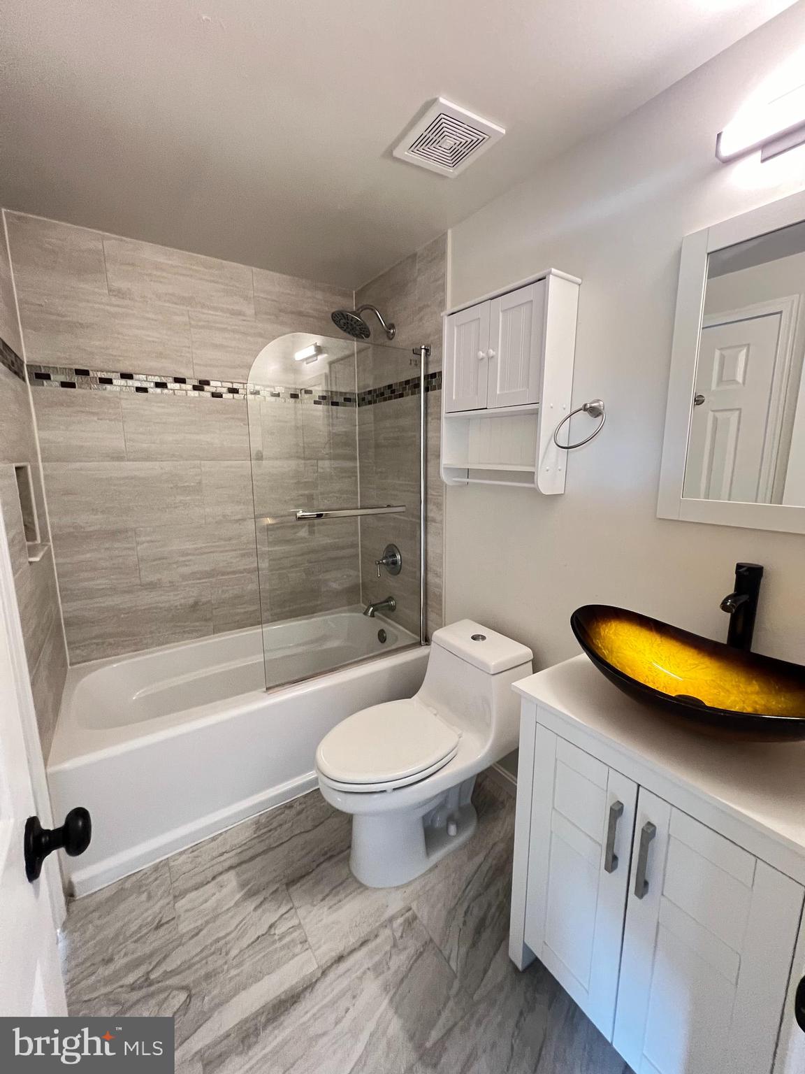 PHEASANT RUN - Residential Lease