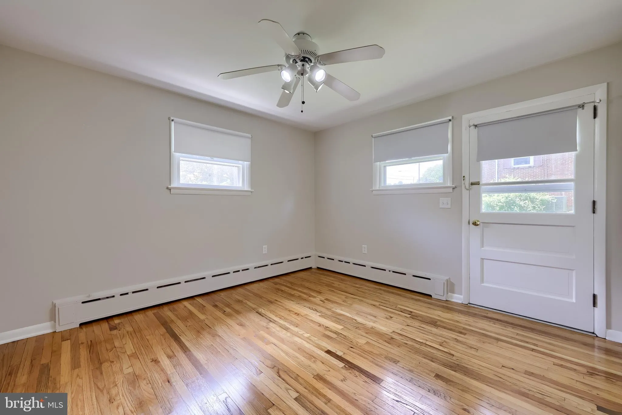 Lancaster, Pennsylvania 17601, United States, 3 Bedrooms Bedrooms, ,3 BathroomsBathrooms,Residential,Coming Soon,161959