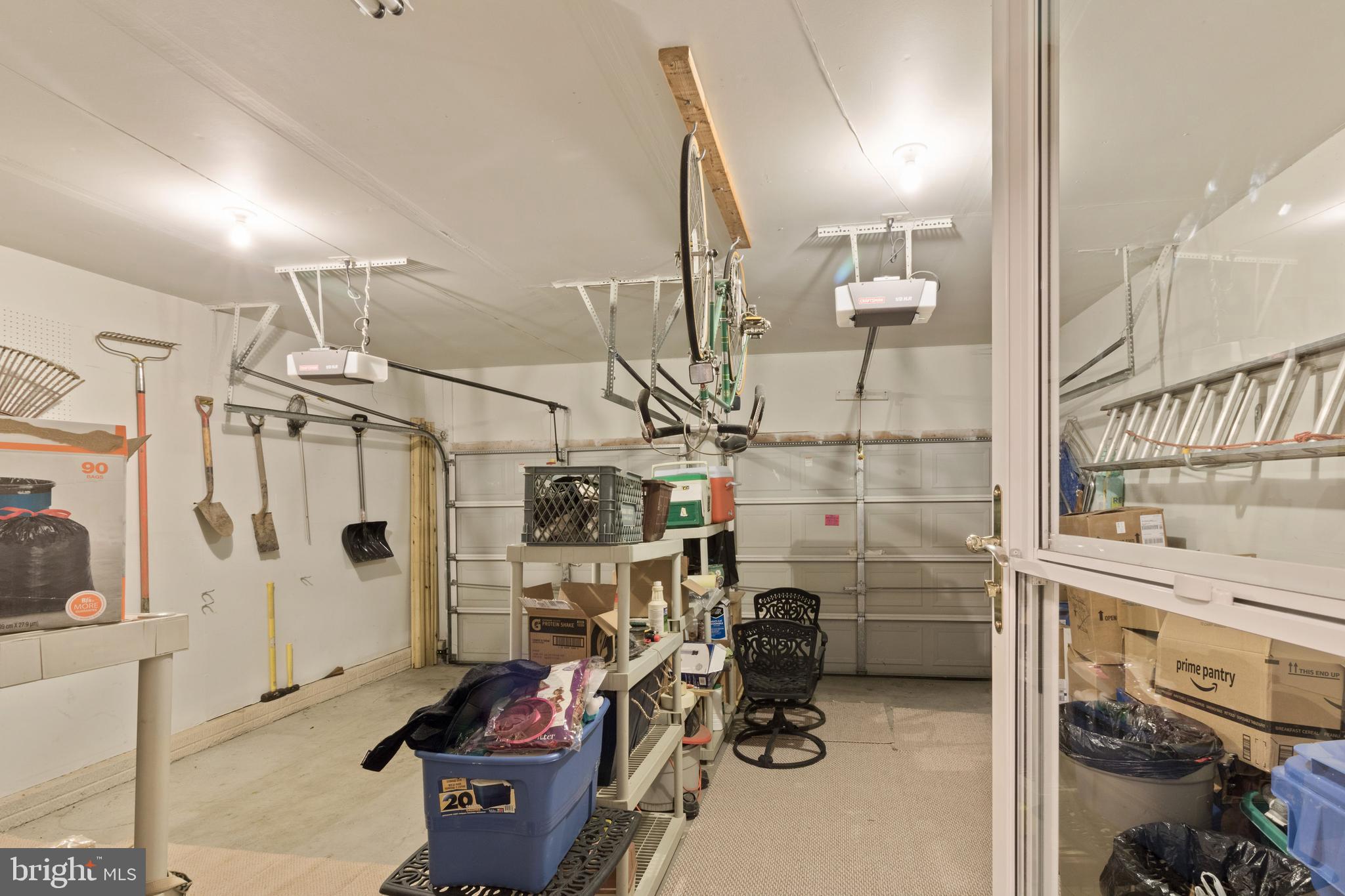 VINEYARD OAK - Residential