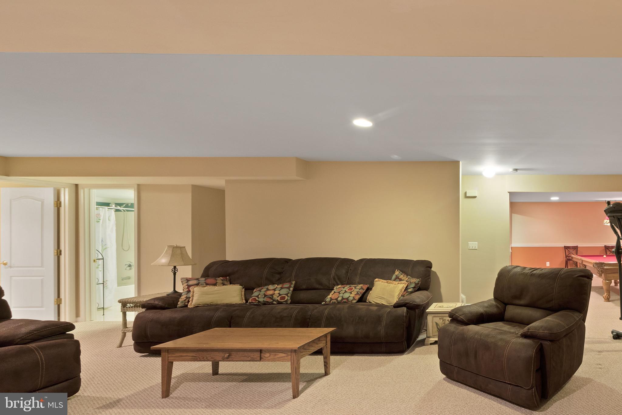 VINEYARD OAK - Residential