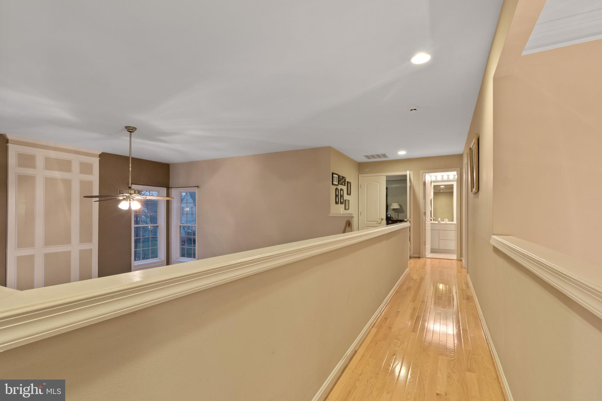 VINEYARD OAK - Residential