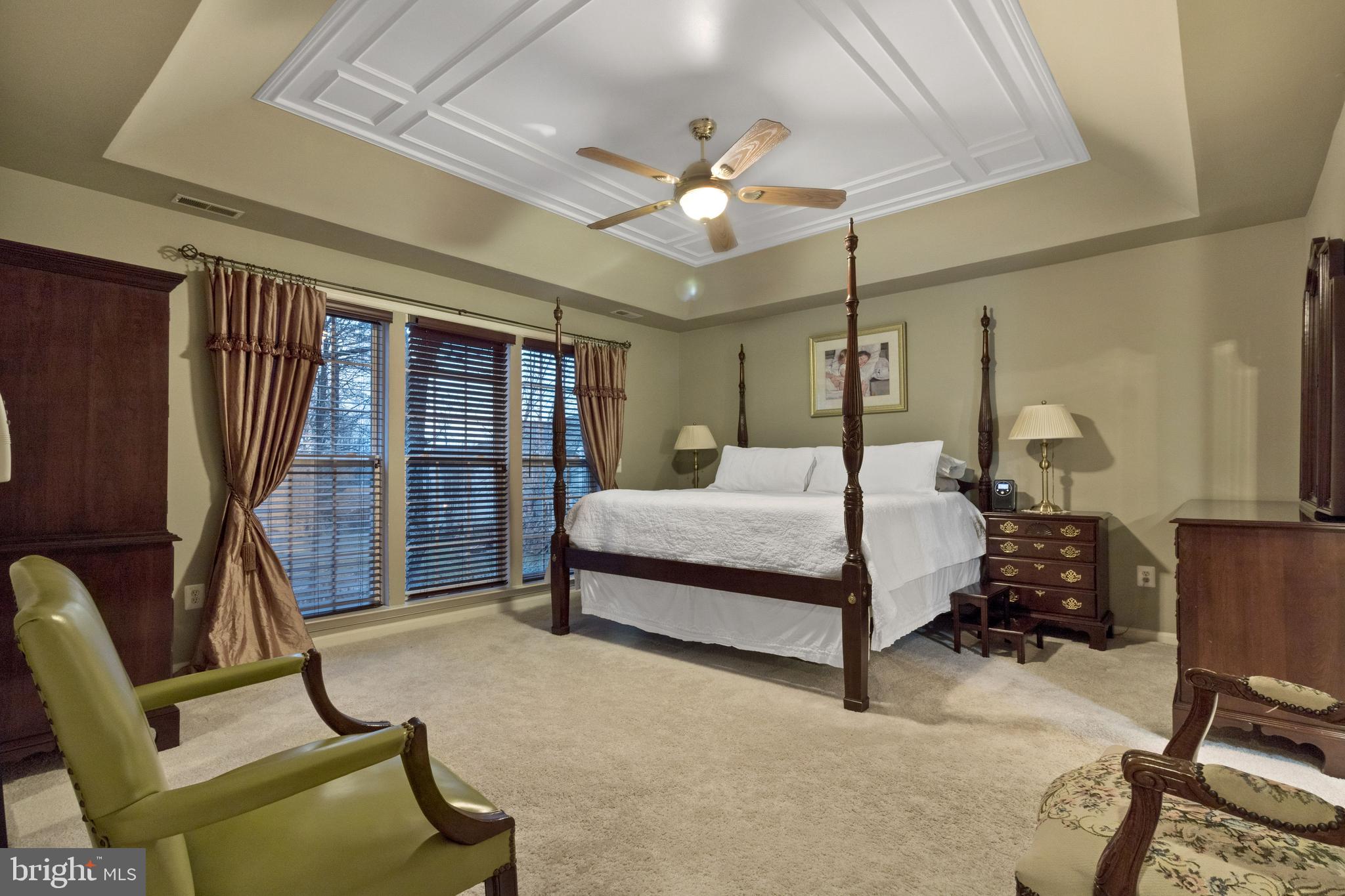 VINEYARD OAK - Residential