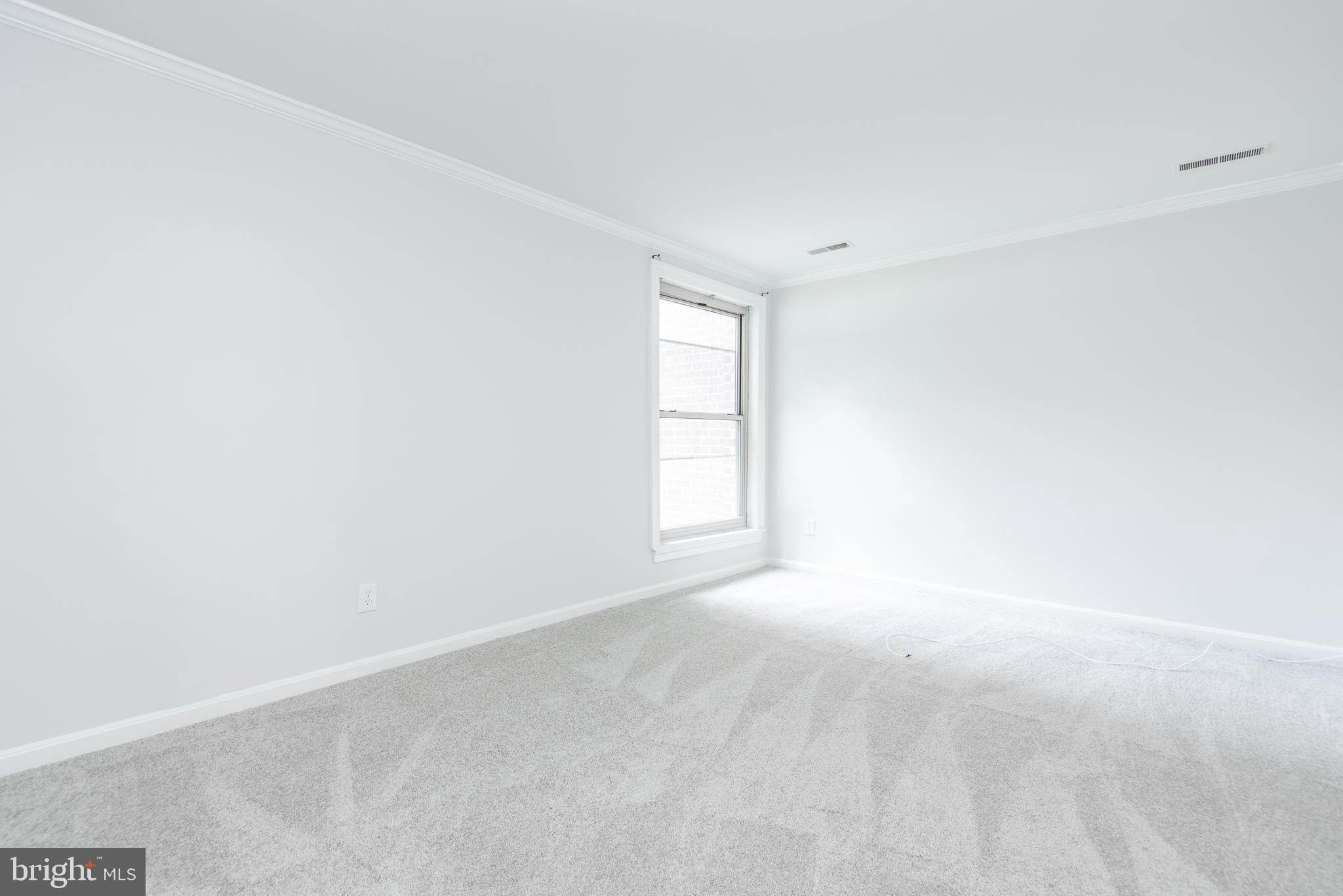 WOODBURN VILLAGE - Residential Lease