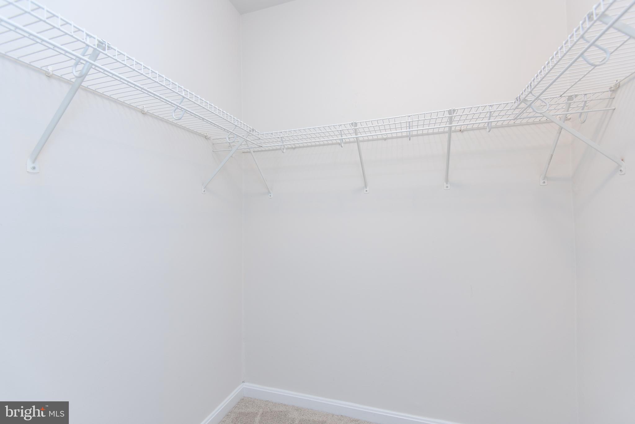 WOODBURN VILLAGE - Residential Lease