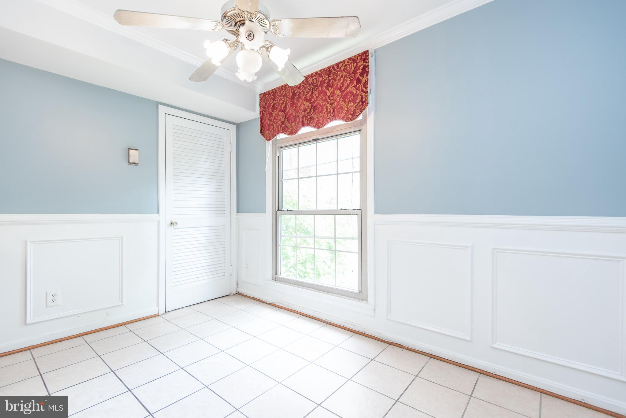 WOODBURN VILLAGE - Residential Lease