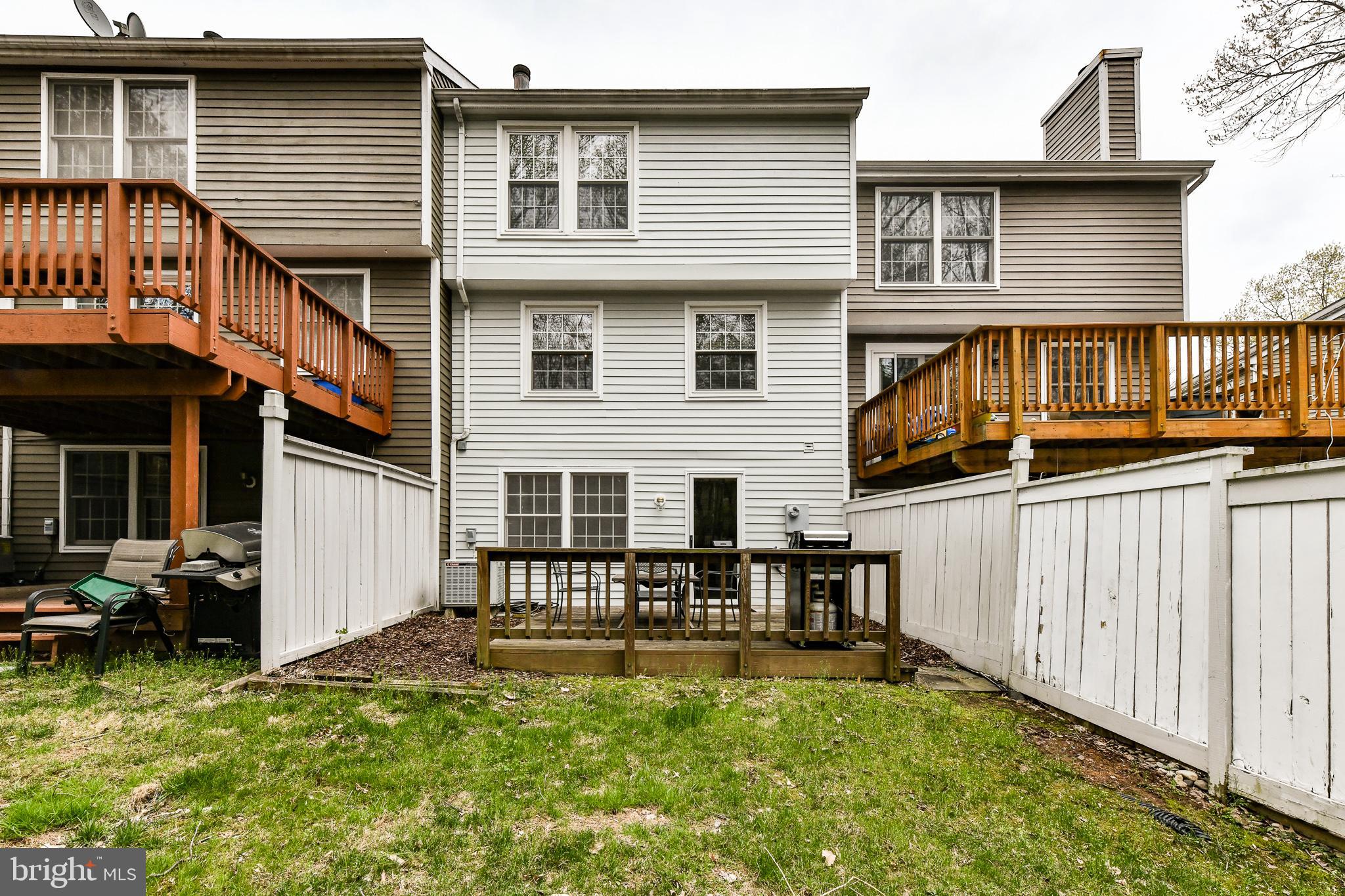 RESTON - Residential Lease