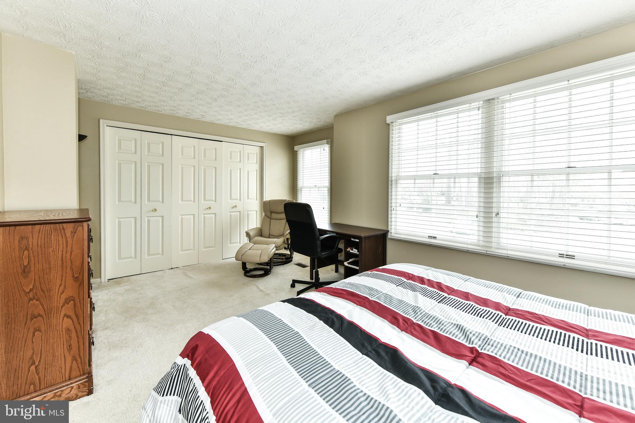 RESTON - Residential Lease