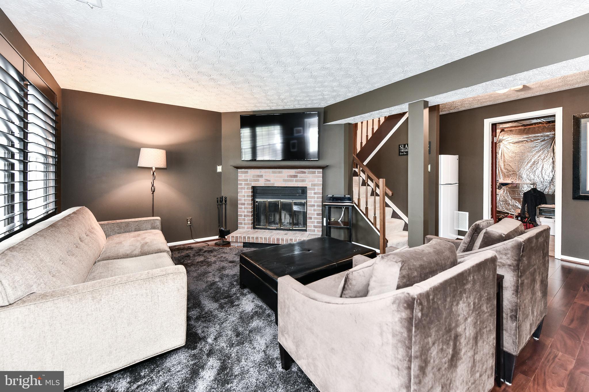 RESTON - Residential Lease