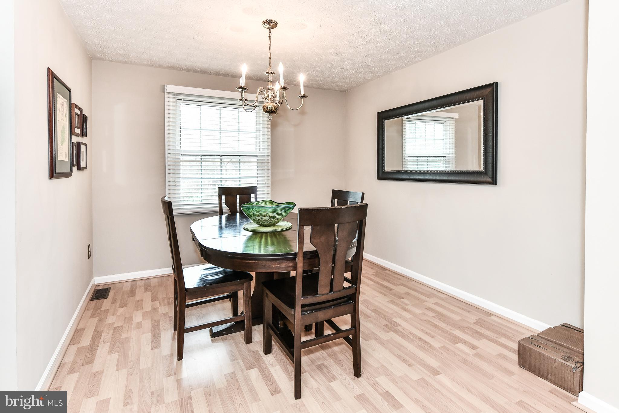 RESTON - Residential Lease