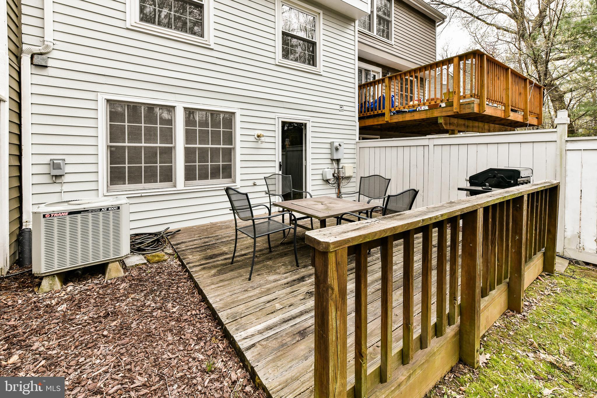 RESTON - Residential Lease