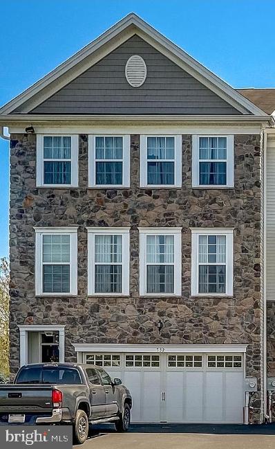 BIG OAK CROSSING - Residential Lease