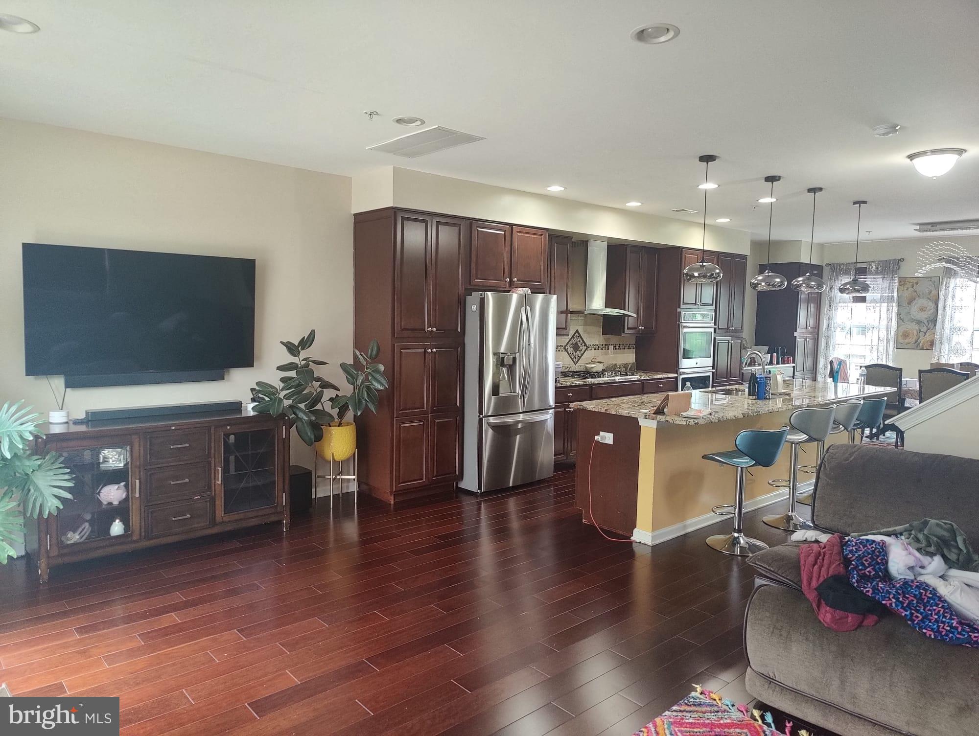 BIG OAK CROSSING - Residential Lease
