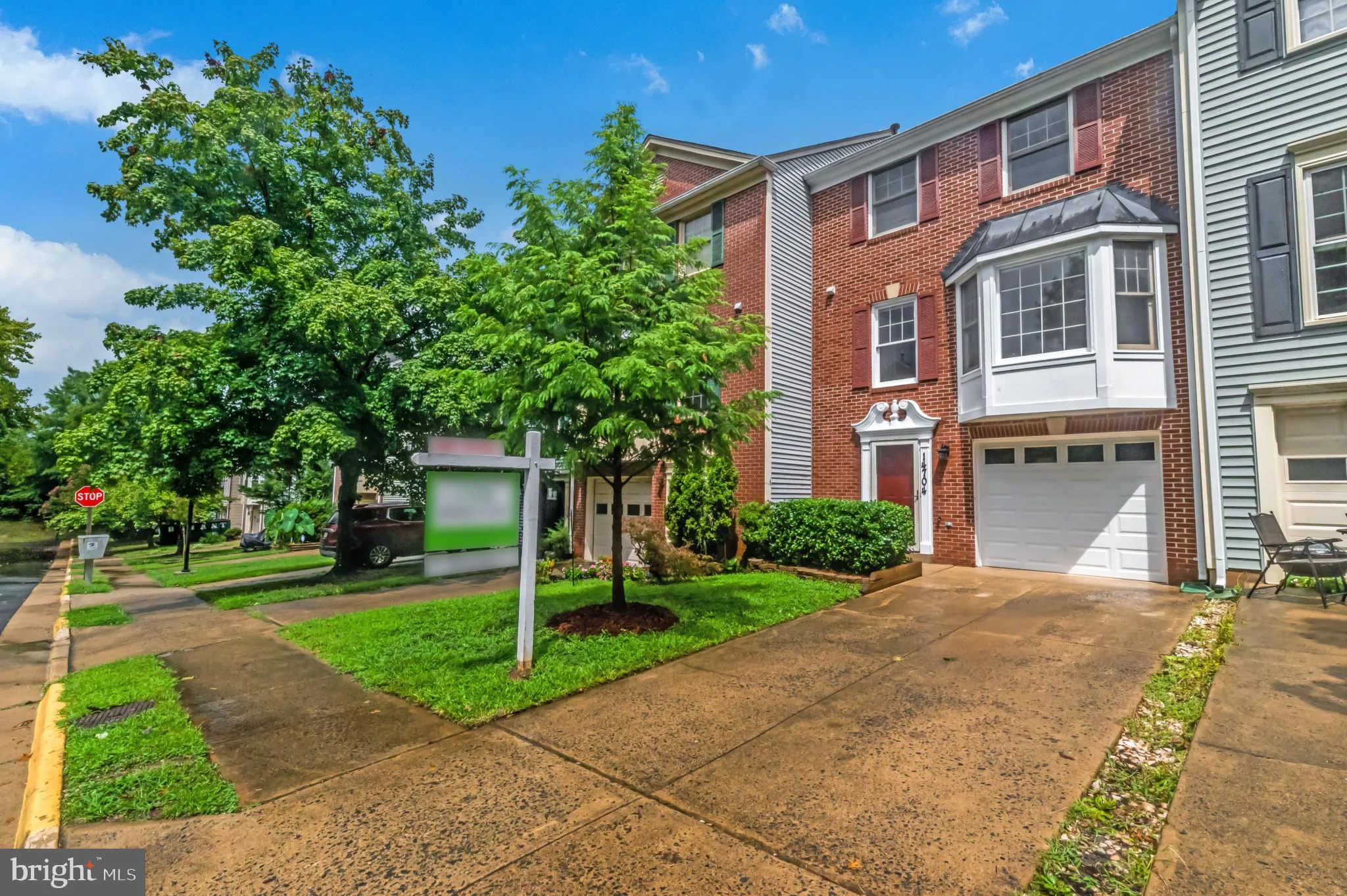 14704 Stream Pond Drive, Centreville, VA 20120