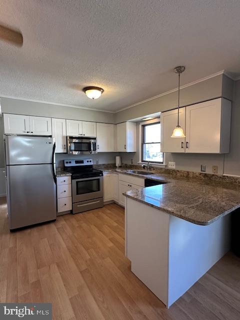 FAIRWAY VILLAGE CONDOS - Residential