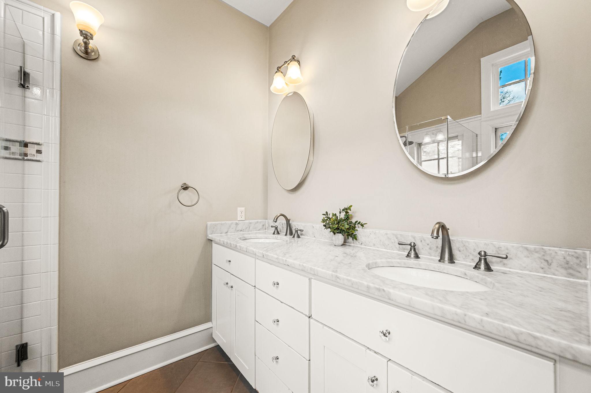 NARBERTH - Residential