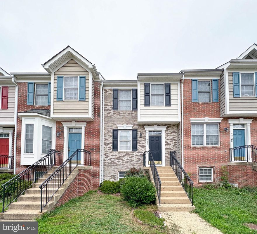 3 level townhome available for immediate occupancy. 

Gorgeous 3-level brick townhouse with walk-out basement. Fresh paint, hardwood floors, and a brand-new HVAC. Top level offers 3 bedrooms and 1 full bath. Main floor includes bright living room and kitchen with access to spacious deck perfect for entertaining. Basement includes a full bedroom, full bath, office/den with backyard access, plus a laundry room. Large backyard and 2 assigned parking spaces.

Walking distance to shopping, dining, and entertainment at Fairlakes Shopping Center. Conveniently located only minutes to 66 makes commuting to DC, Arlington, and Tysons breeze.