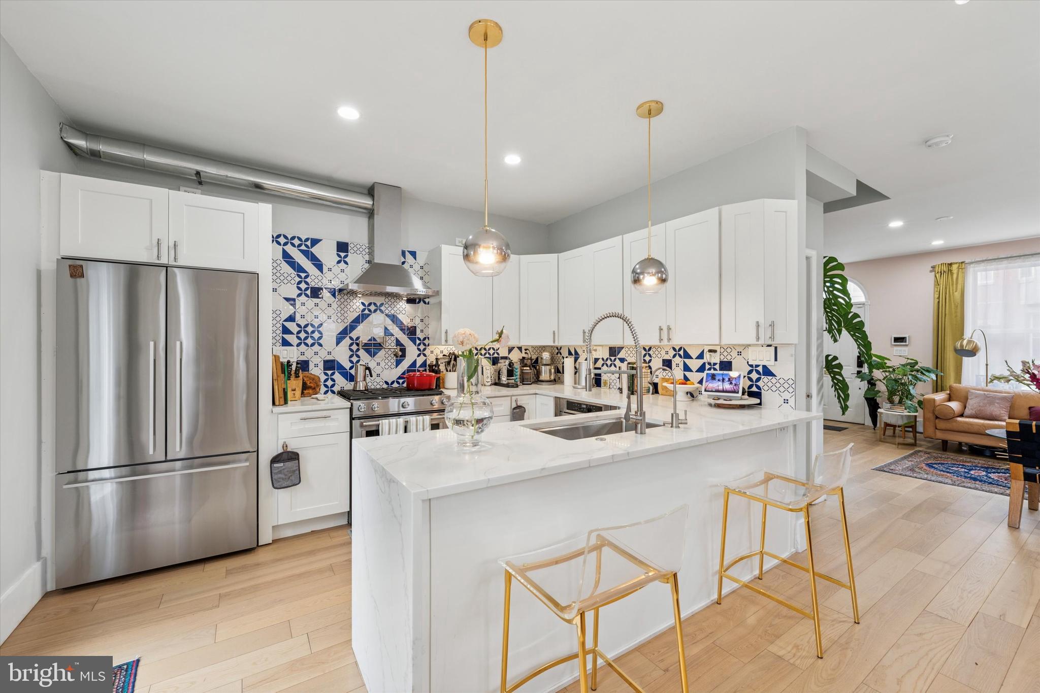 SHARSWOOD - Residential