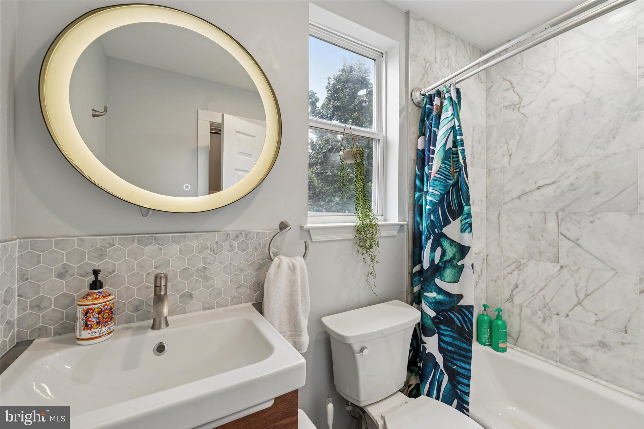 SHARSWOOD - Residential