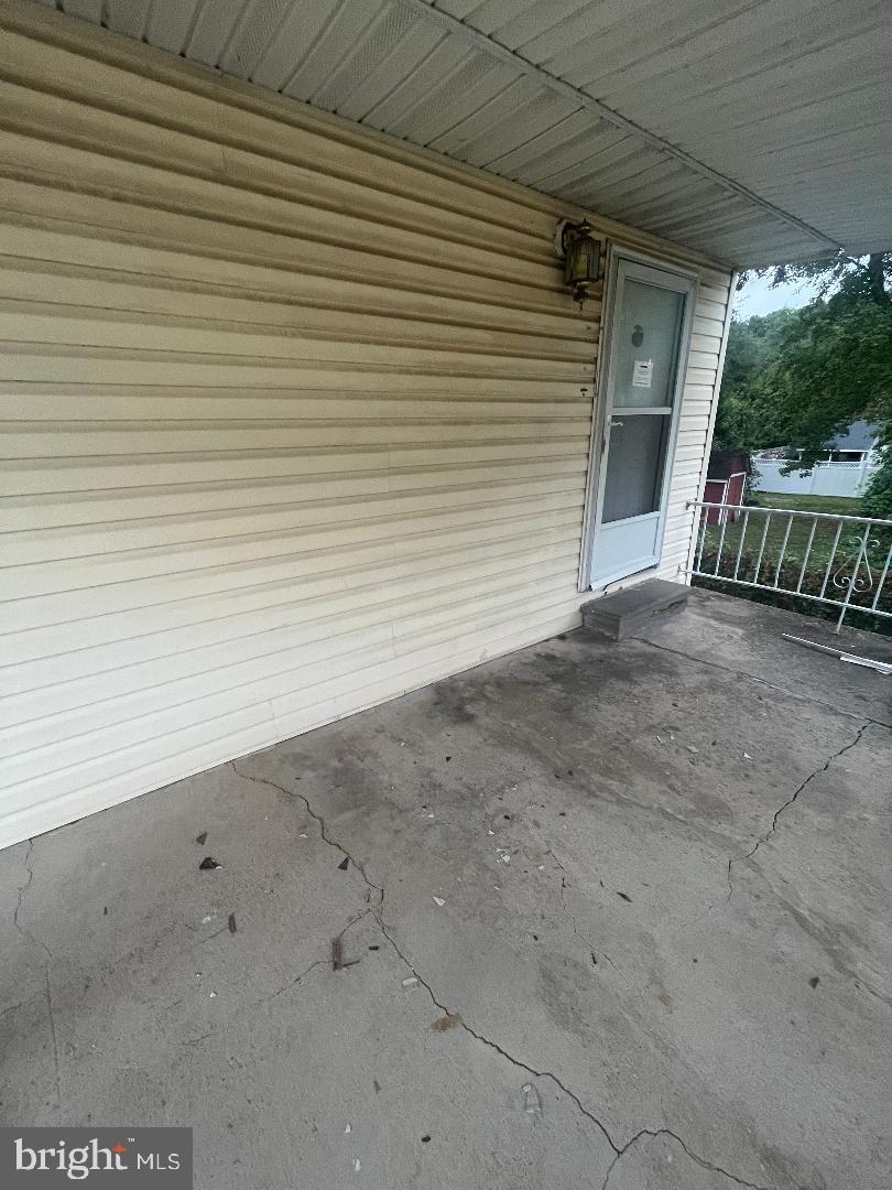 7989 7989 TICK NECK ROAD A