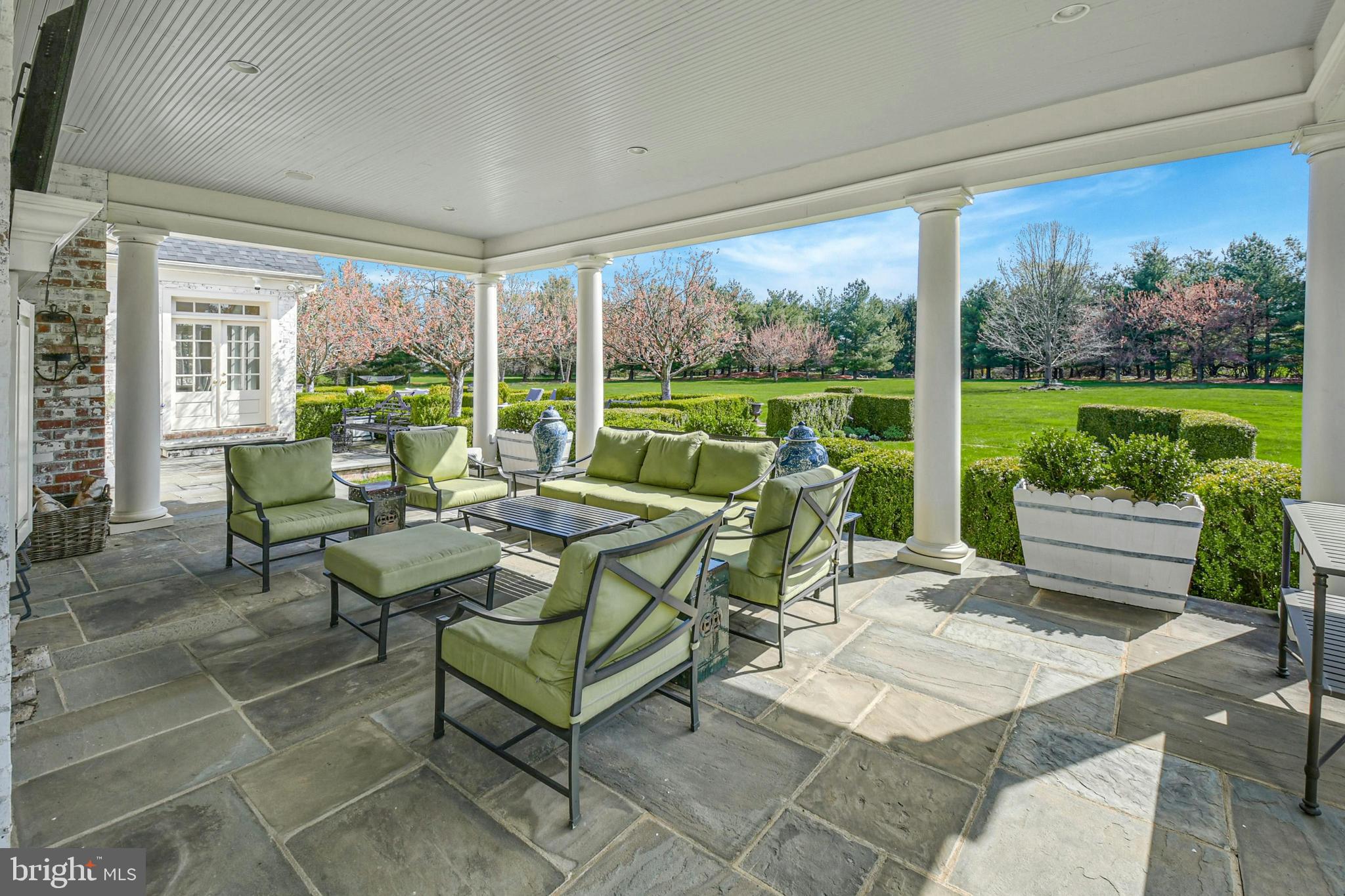 OLD MILL ESTATES - Residential