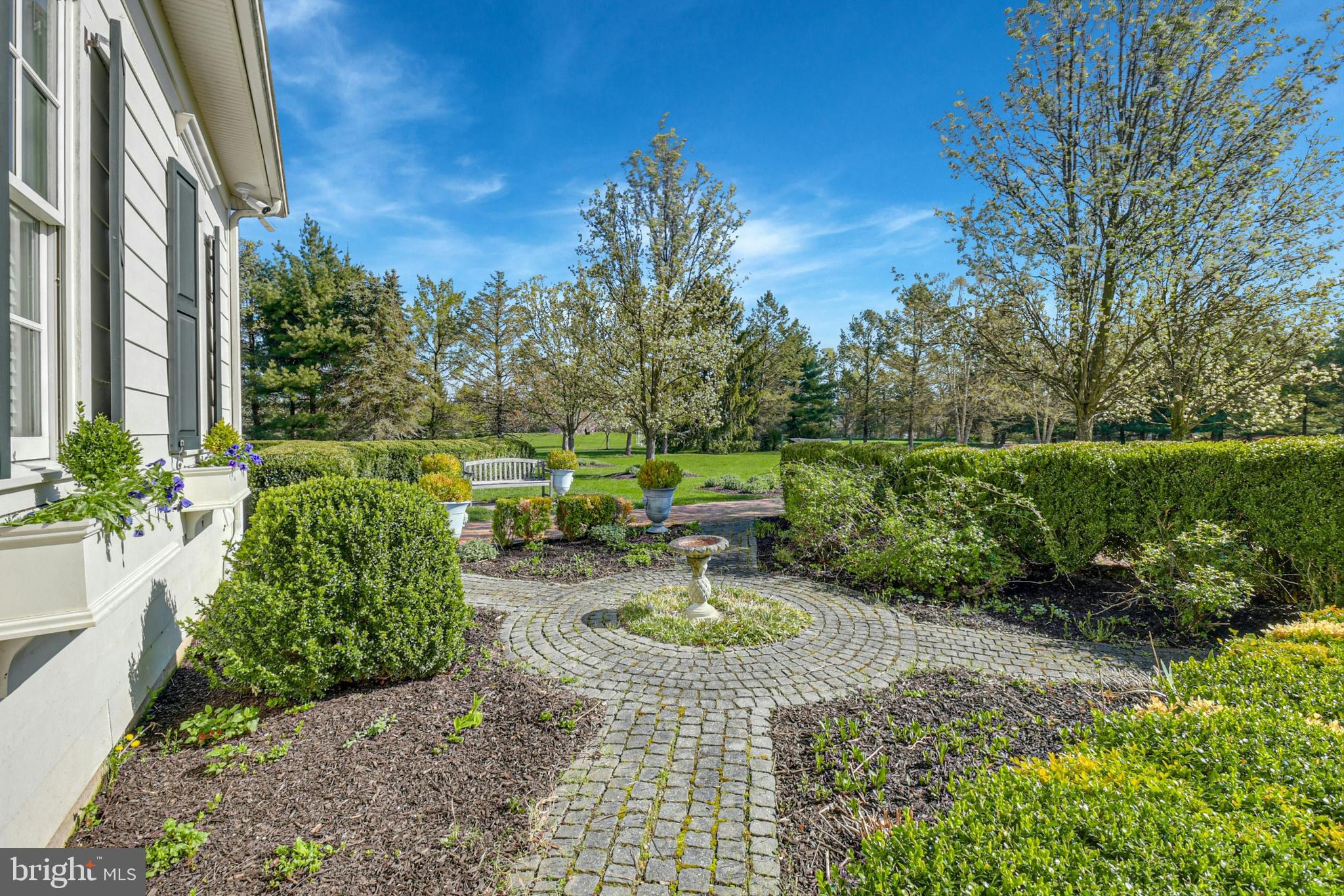 OLD MILL ESTATES - Residential